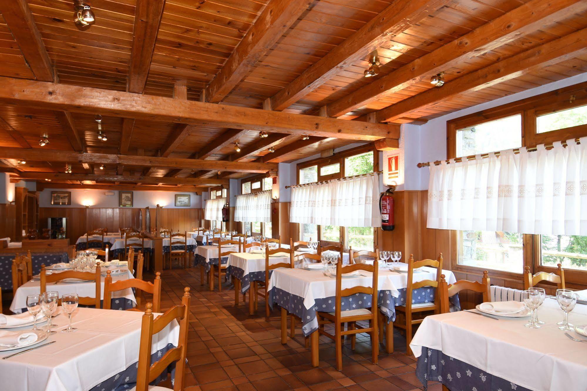Rvhotels Orri Tredos Exterior photo